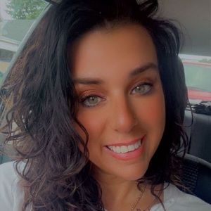 Meet your Posher, Chi-chi